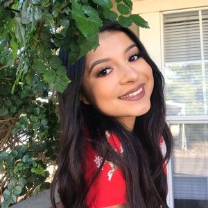 Meet your Posher, Paulina